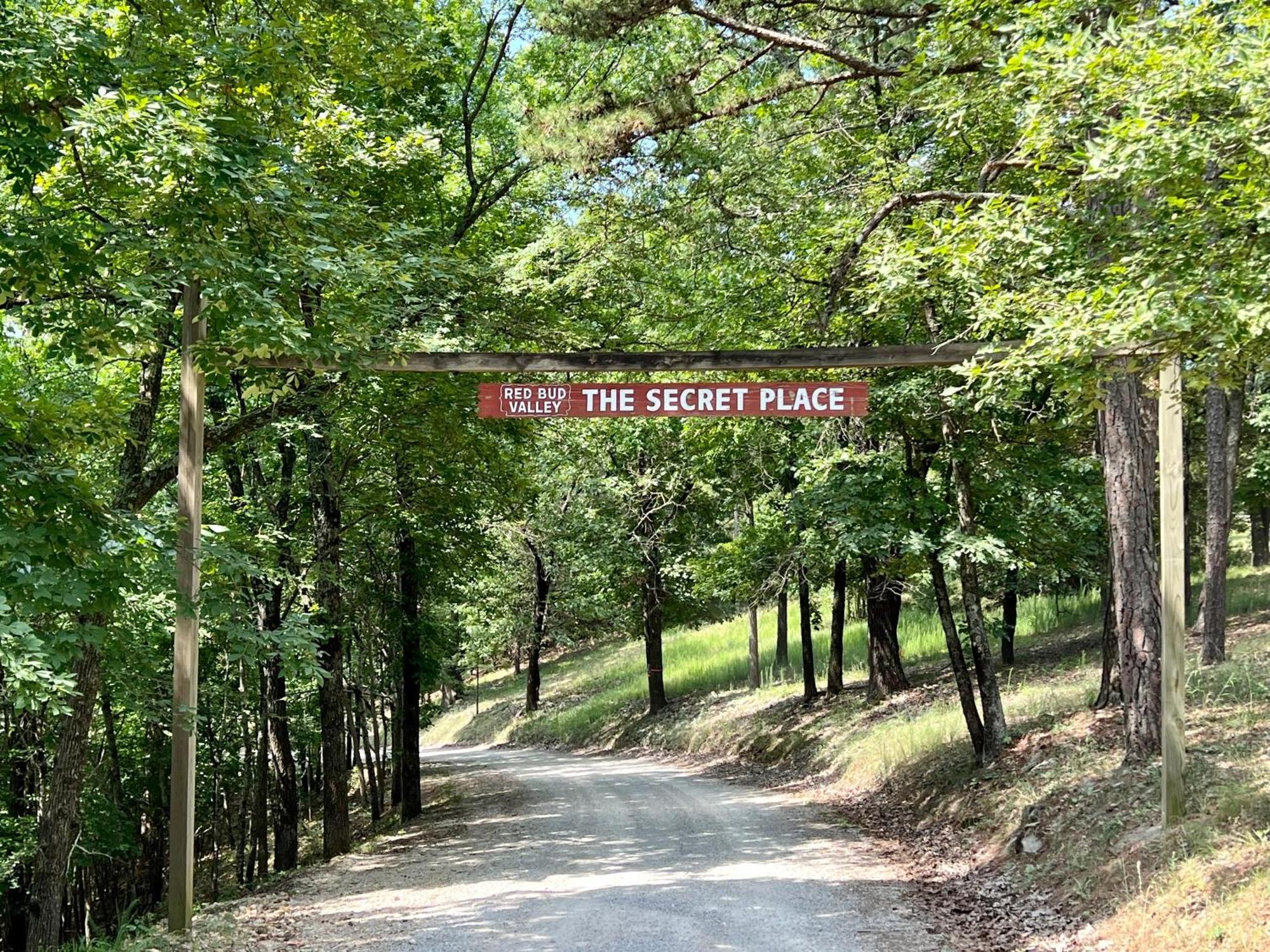 Glass Cabin Eureka Springs Ngoại thất bức ảnh